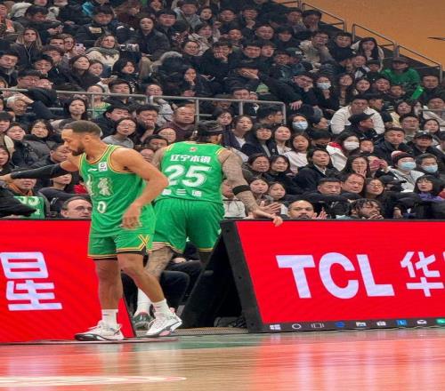 湖人替补球,员逆风翻盘,对阵火箭狂,电竞竞猜官网,电子竞技竞猜平台,电竞竞猜官方网站,电竞体育竞猜平台