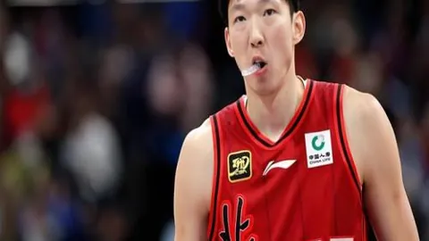 瓜迪奥拉遗憾！阿尔瓦雷斯30分钟内连中两元，马竞客场3-0力克瓦伦西亚！