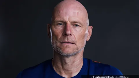 梅西绝杀逆转，阿根廷险胜晋级！